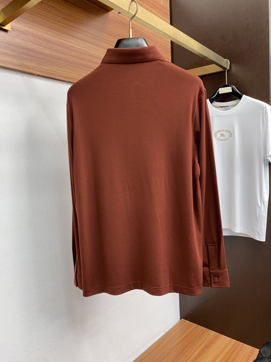 lP🆕 诺悠翩雅 2025ss新品时尚休闲翻 领单穿商务休闲高档材质长袖舒适保暖！抗起球👍🏼不刺激皮肤，