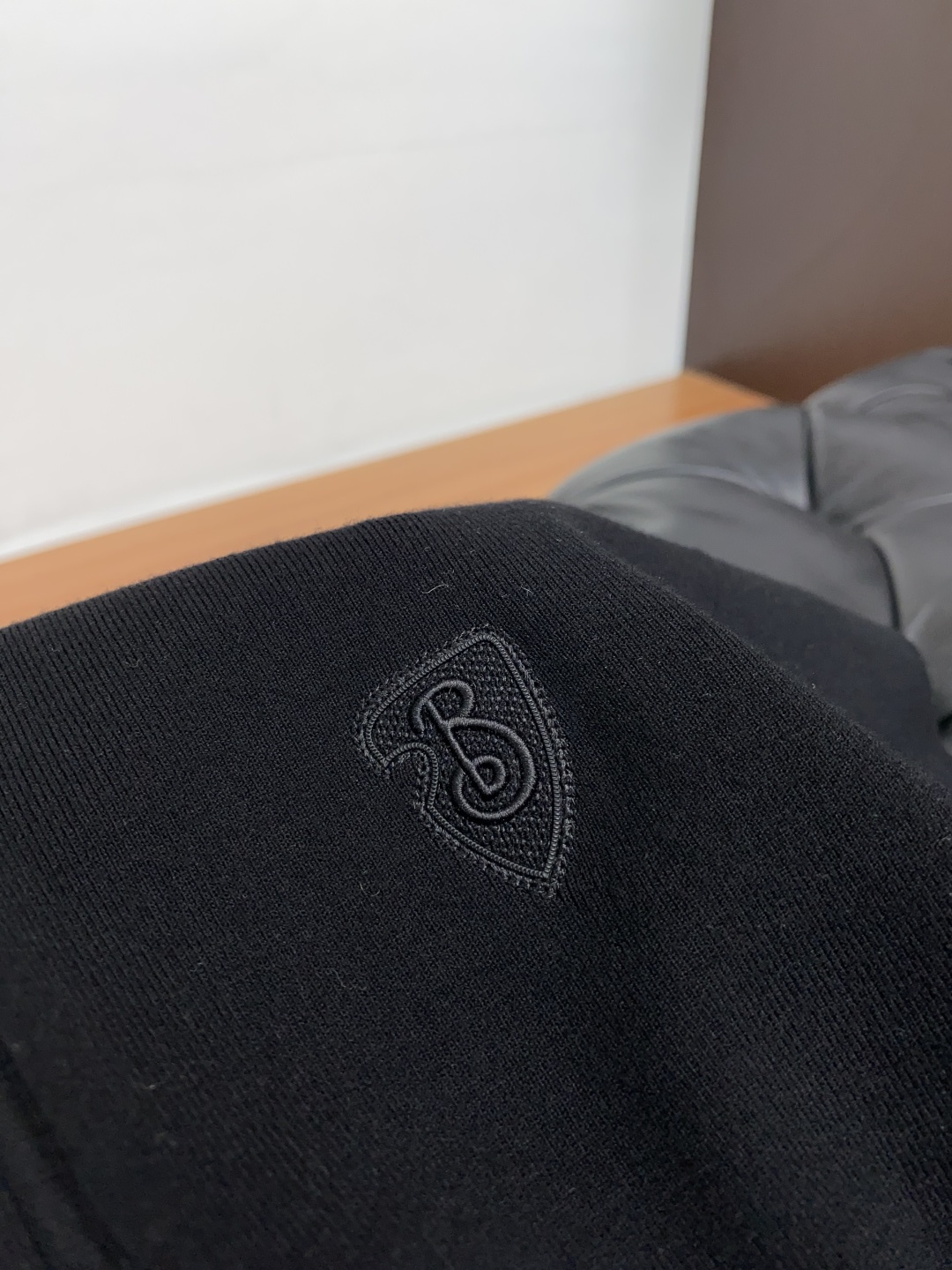  巴宝莉 家族男士高端简约翻领加厚针织毛衣短袖 ，香港洋行渠道货，纯正血统品质，25年秋冬 新款，经典王