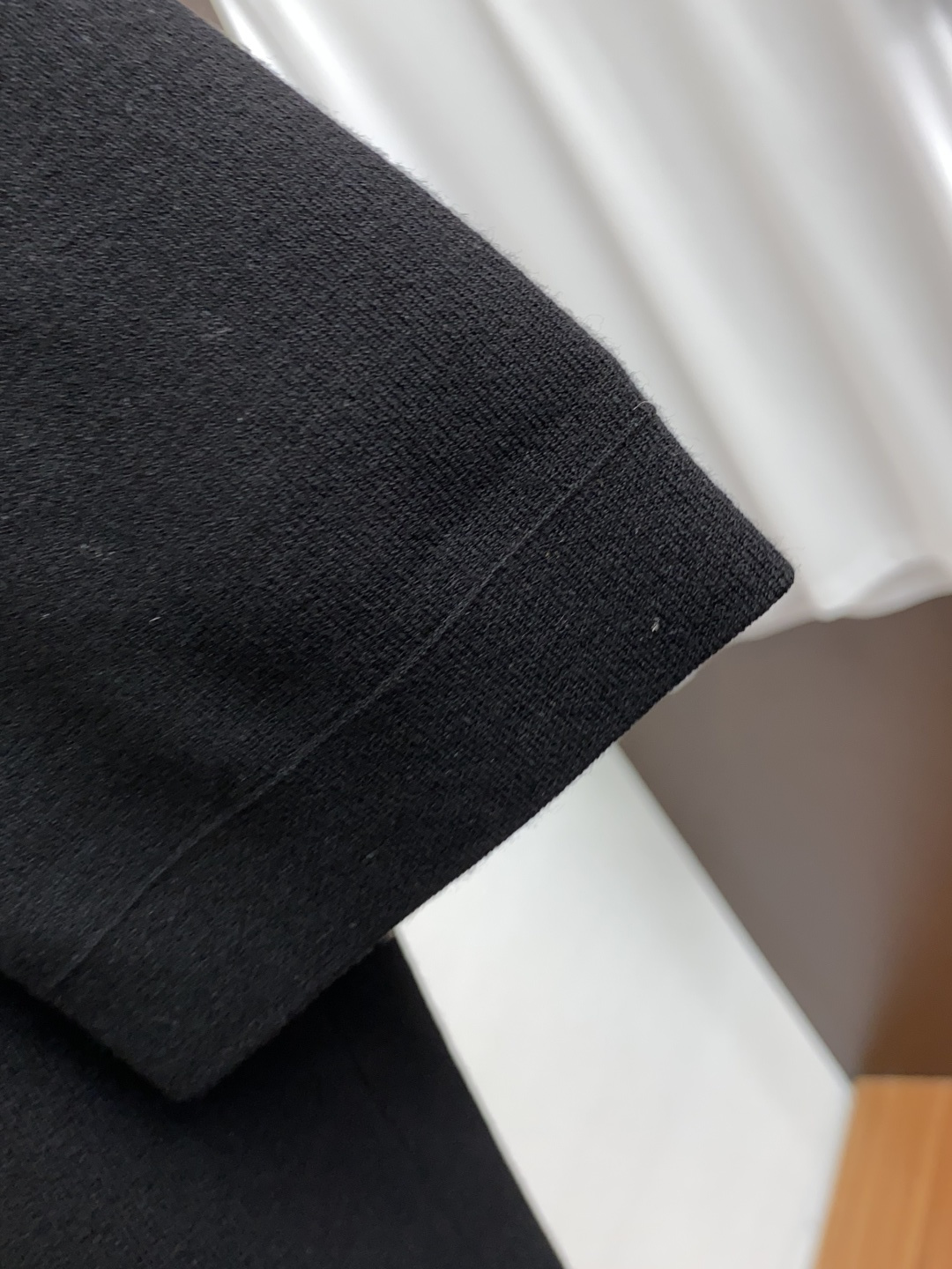  巴宝莉 家族男士高端简约翻领加厚针织毛衣短袖 ，香港洋行渠道货，纯正血统品质，25年秋冬 新款，经典王