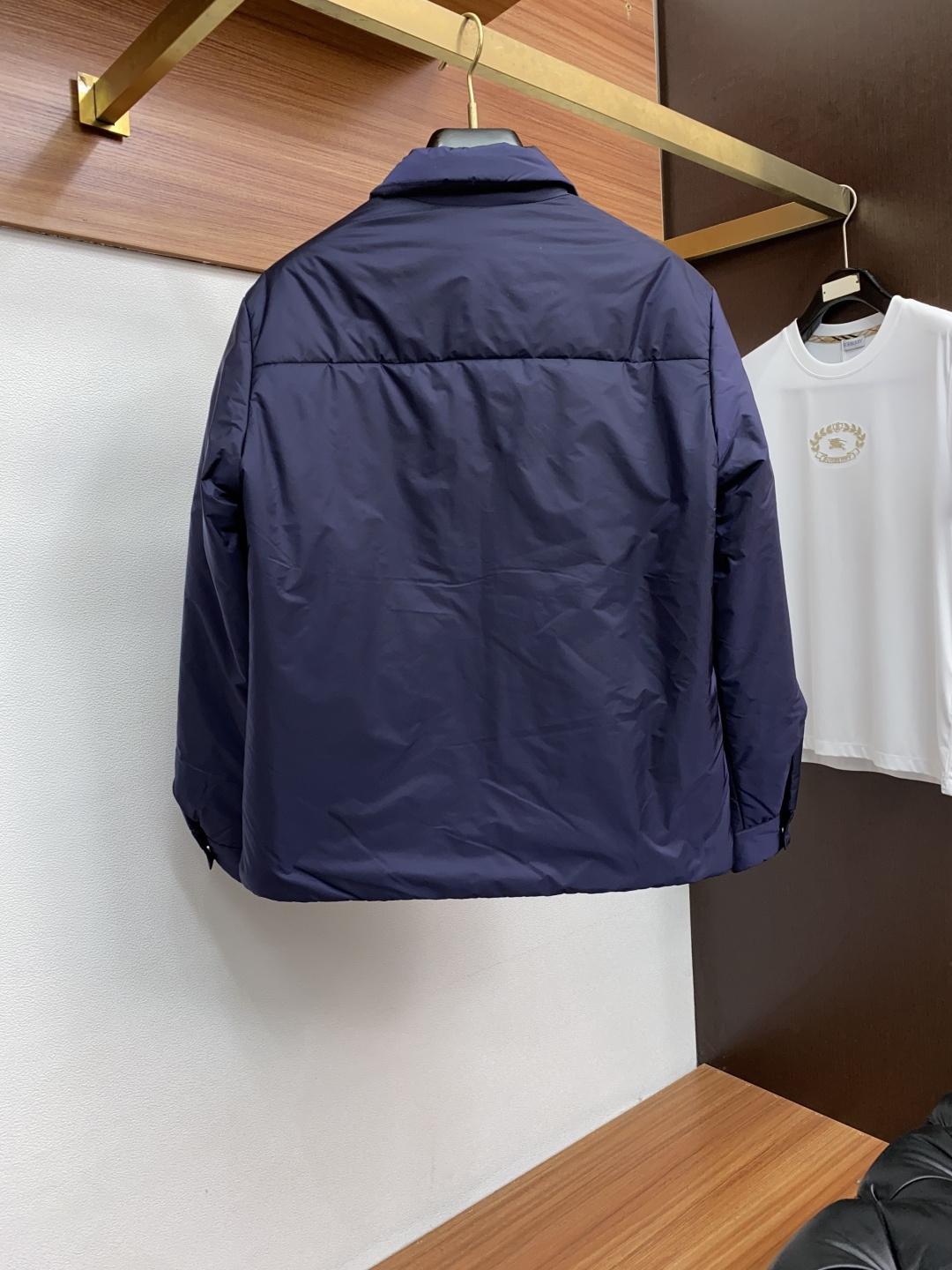 普拉达 2025年秋冬新款 官网 高端原厂代工出品，官方经典王牌单品！最新棉衣夹克外套 多明星穿搭示范款