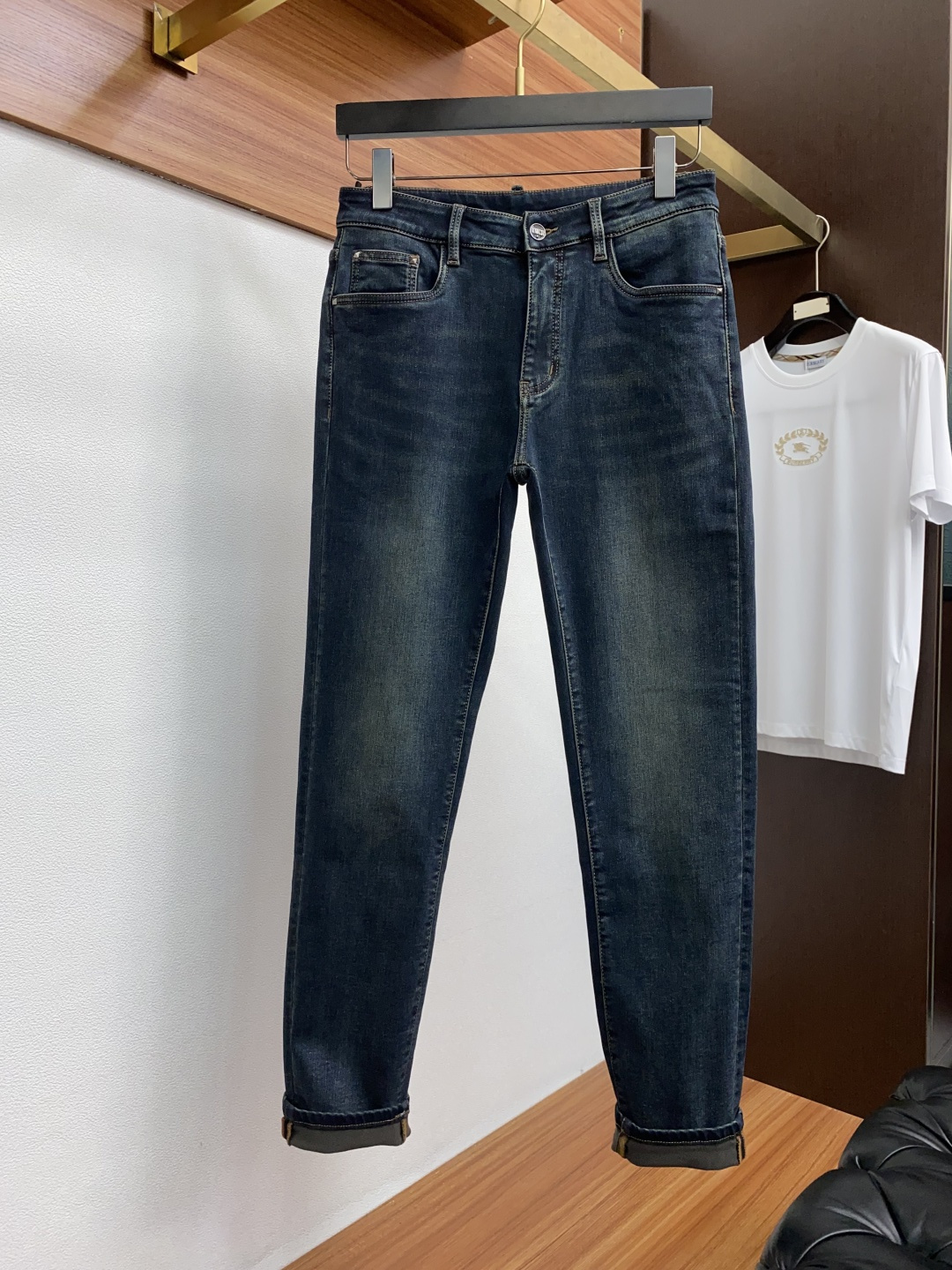  VT 25ss秋冬 新款 男士小直筒原单 牛仔裤 秋冬新款超柔软，弹力面料，复杂的手工艺叠加，任何一个