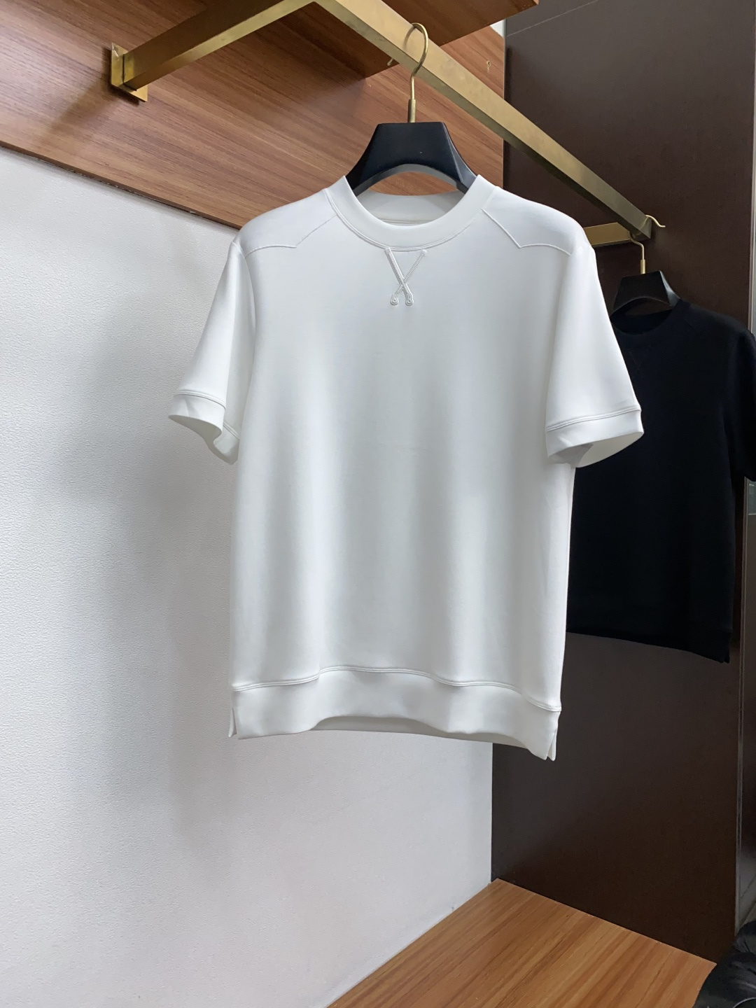  杰尼亚 2025秋冬专柜新款 时尚休闲打底衫短袖T恤，精选莫代尔空气棉 精致原版logo打造，舒适性与