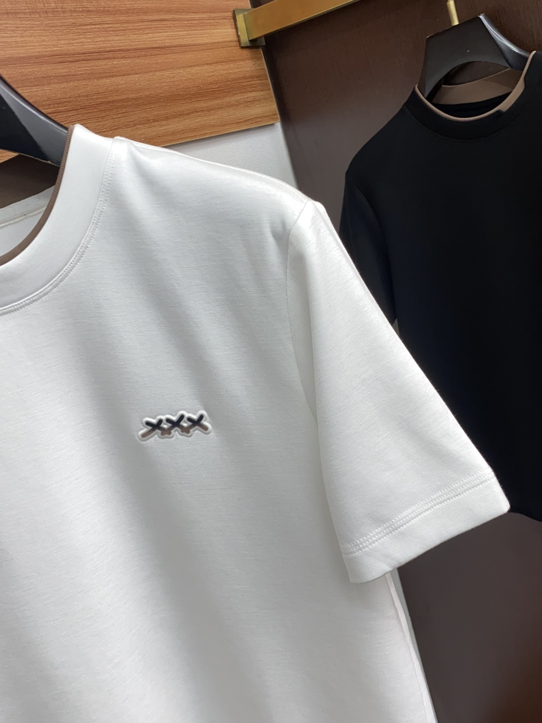  杰尼亚 2025秋冬专柜新款 时尚休闲打底衫短袖T恤，精选莫代尔空气棉 精致原版logo打造，舒适性与