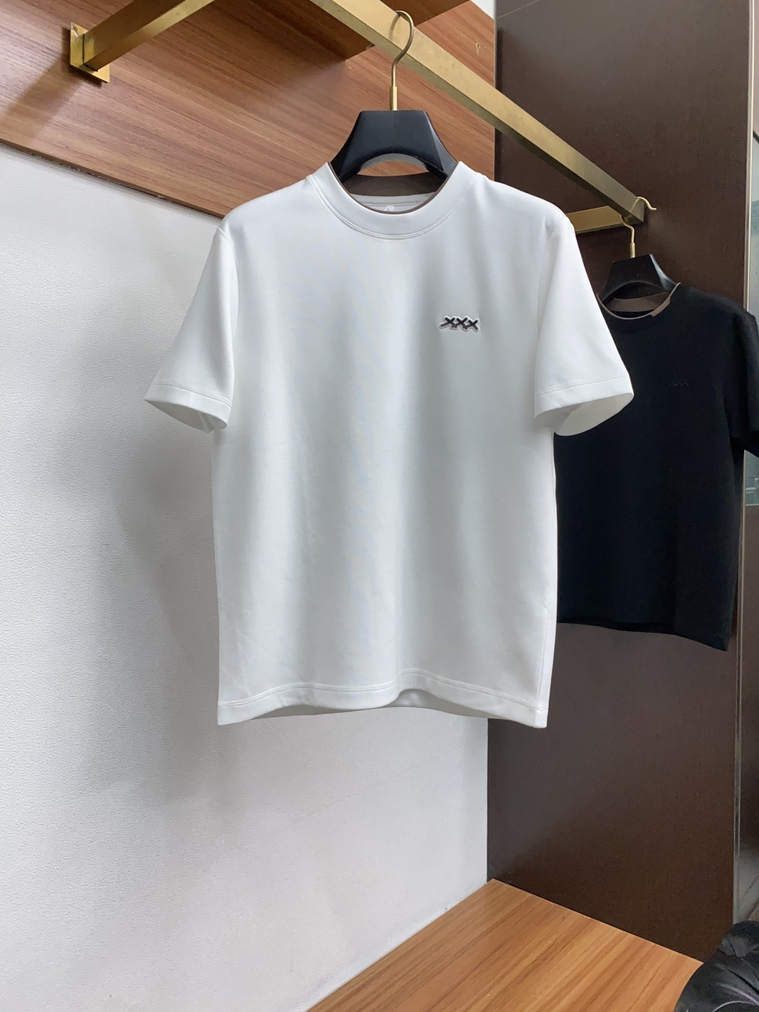  杰尼亚 2025秋冬专柜新款 时尚休闲打底衫短袖T恤，精选莫代尔空气棉 精致原版logo打造，舒适性与