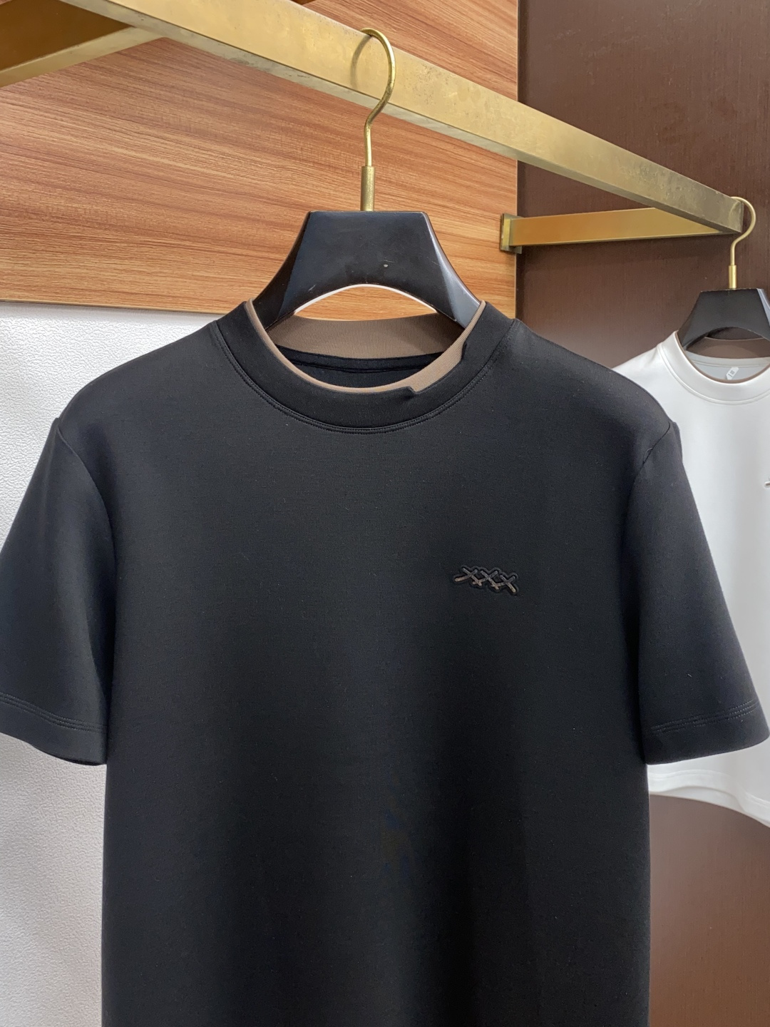  杰尼亚 2025秋冬专柜新款 时尚休闲打底衫短袖T恤，精选莫代尔空气棉 精致原版logo打造，舒适性与