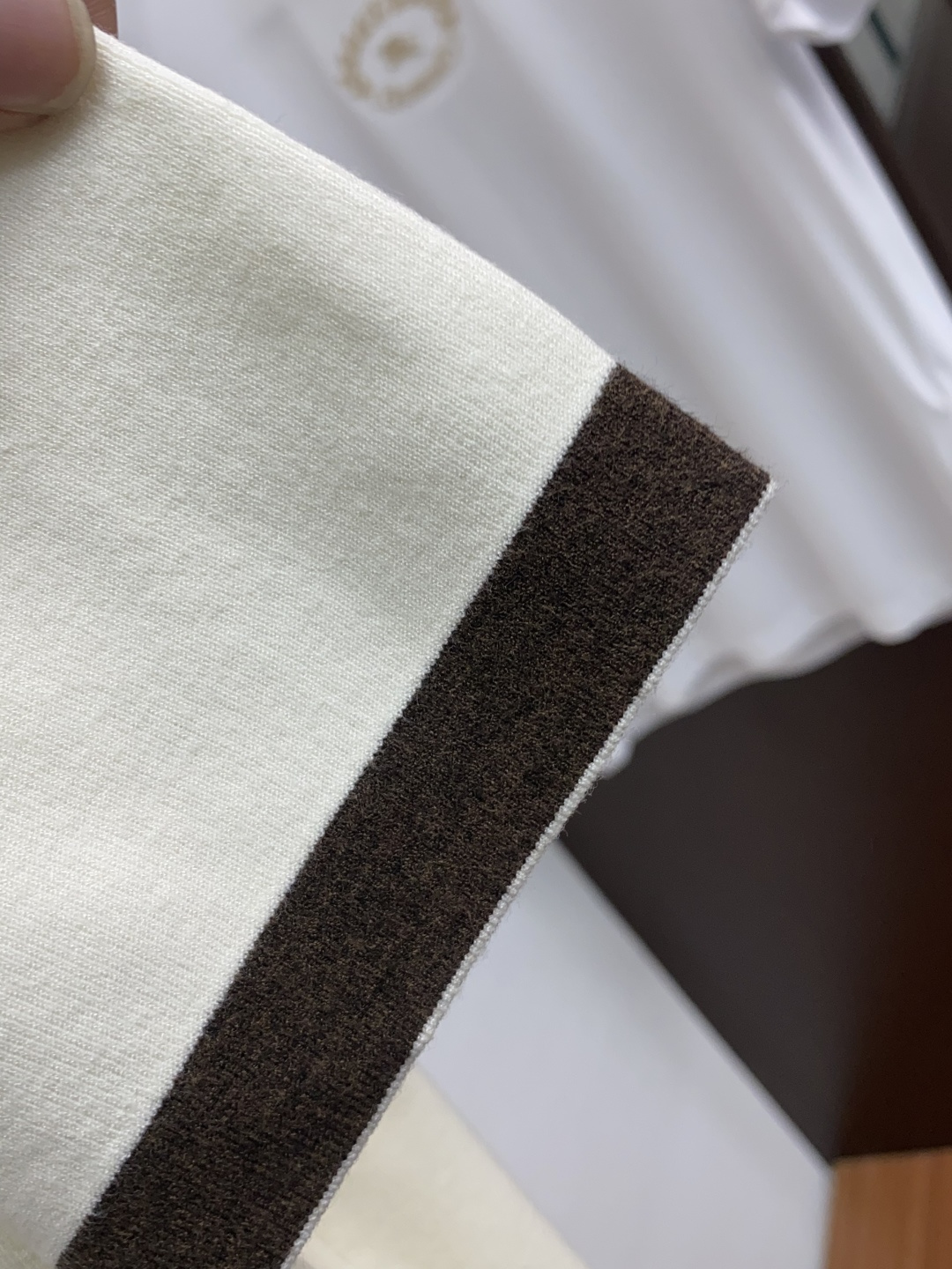  BC 男士高端简约圆领加厚针织毛衣短袖 ，香港洋行渠道货，纯正血统品质，25年秋冬 新款，经典王牌系列