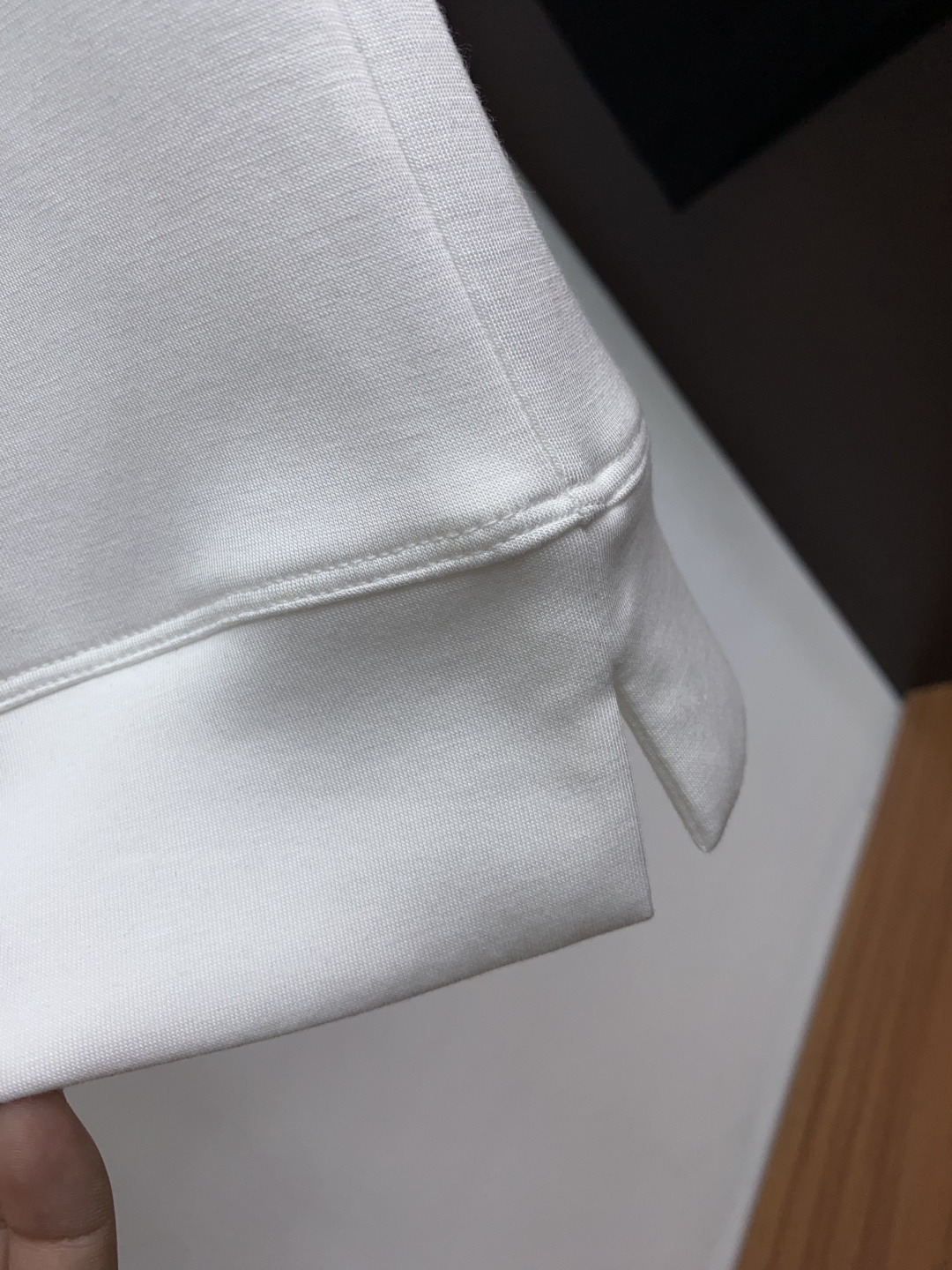  杰尼亚 2025秋冬专柜新款 时尚休闲打底衫短袖T恤，精选莫代尔空气棉 精致原版logo打造，舒适性与