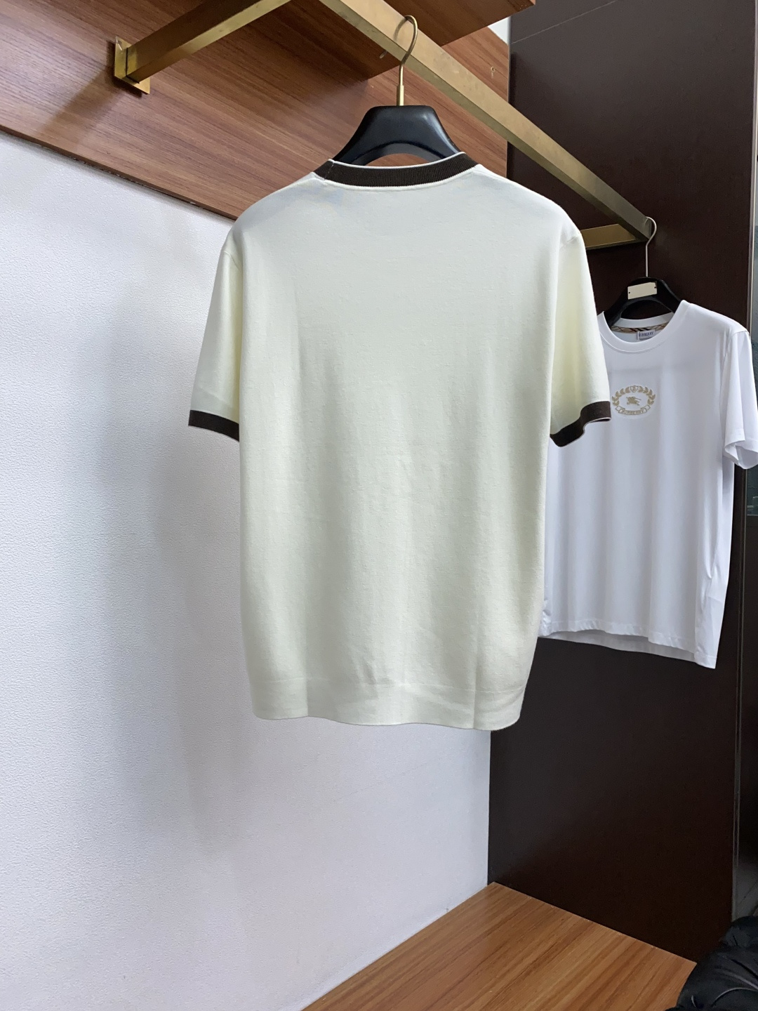  BC 男士高端简约圆领加厚针织毛衣短袖 ，香港洋行渠道货，纯正血统品质，25年秋冬 新款，经典王牌系列