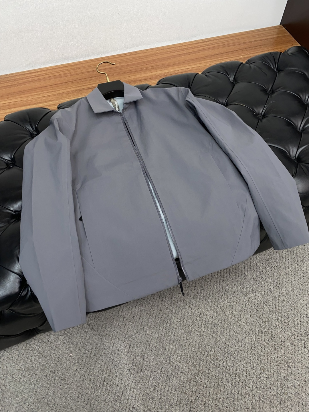 始祖鸟 官网同款，提前发售 2025ss秋冬 新款男士夹克外套，原单高端版本 专柜定制面料 透气舒适度高