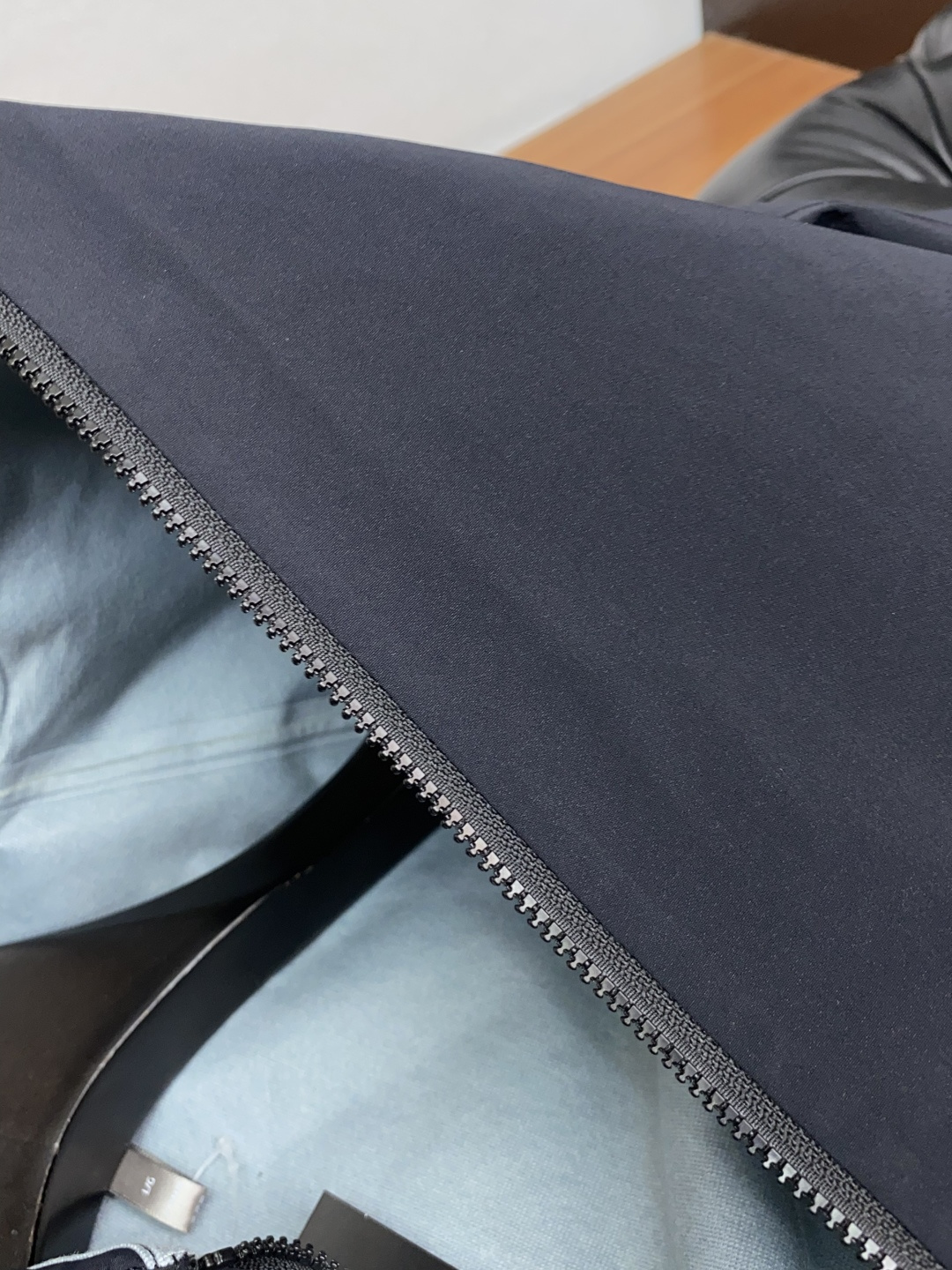 始祖鸟 官网同款，提前发售 2025ss秋冬 新款男士夹克外套，原单高端版本 专柜定制面料 透气舒适度高