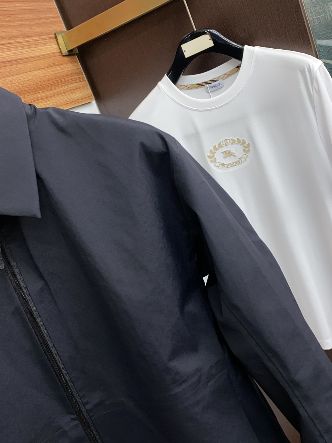 始祖鸟 官网同款，提前发售 2025ss秋冬 新款男士夹克外套，原单高端版本 专柜定制面料 透气舒适度高