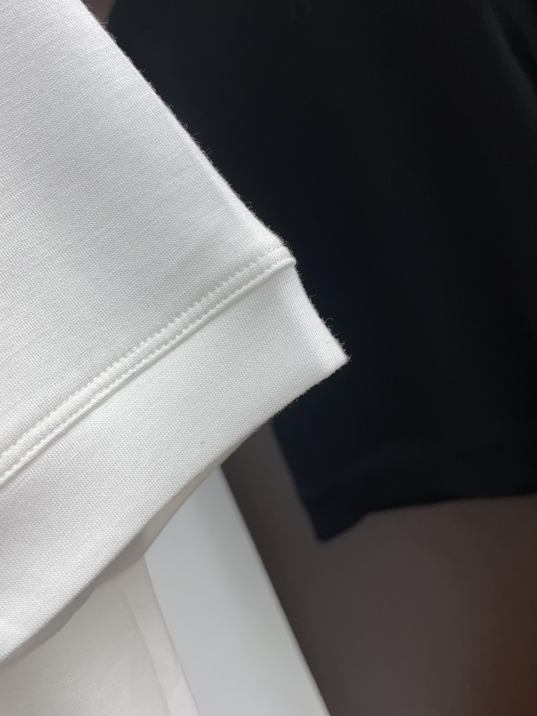  杰尼亚 2025秋冬专柜新款 时尚休闲打底衫短袖T恤，精选莫代尔空气棉 精致原版logo打造，舒适性与