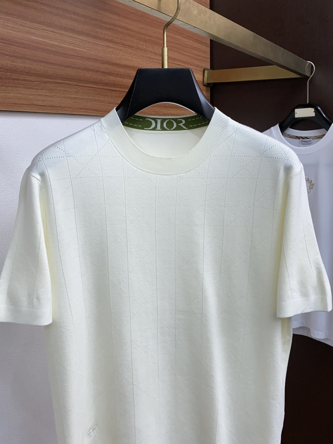  迪奥 男士高端简约圆领加厚针织毛衣短袖 ，香港洋行渠道货，纯正血统品质，25年秋冬 新款，经典王牌系列