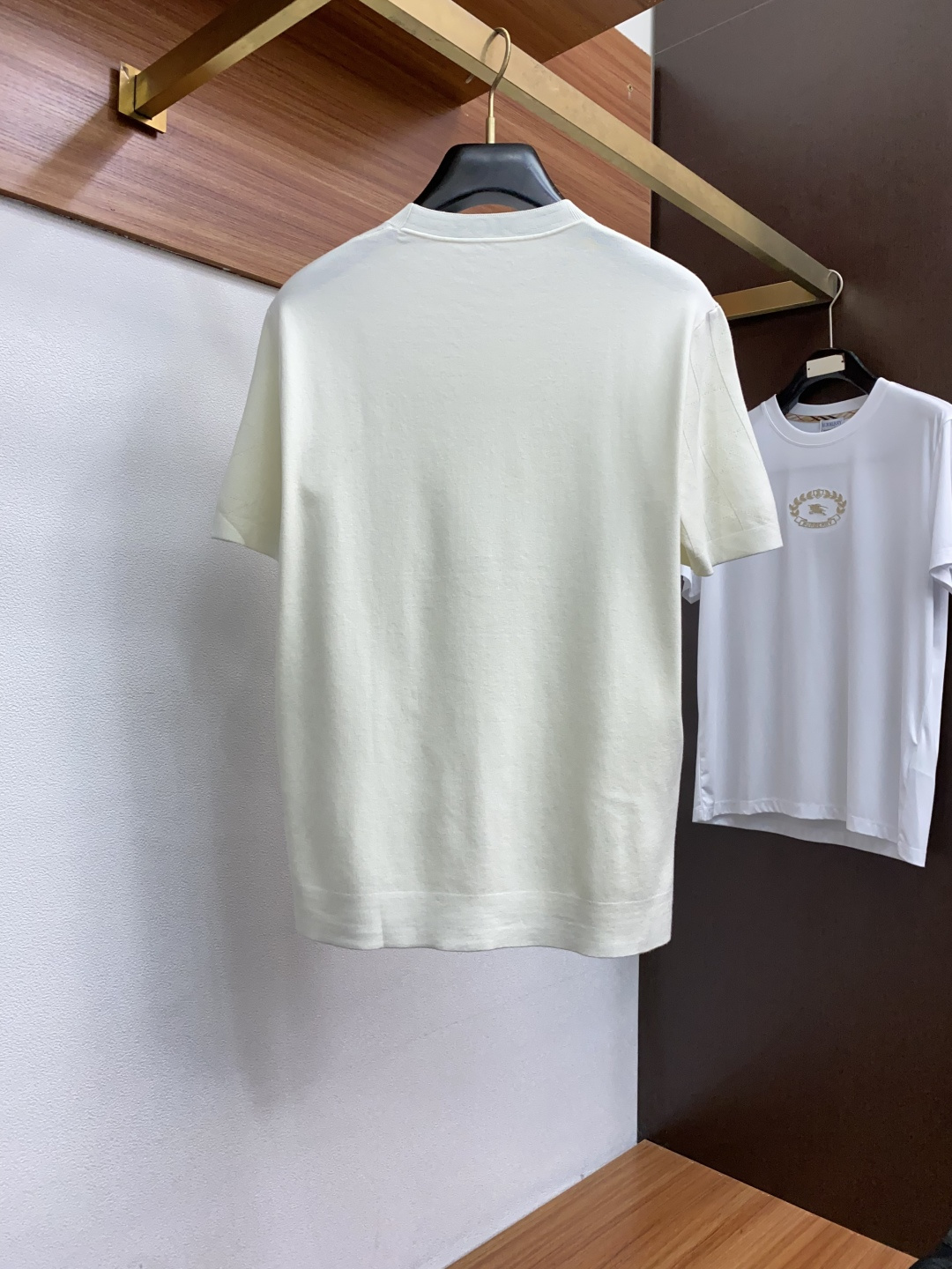  迪奥 男士高端简约圆领加厚针织毛衣短袖 ，香港洋行渠道货，纯正血统品质，25年秋冬 新款，经典王牌系列