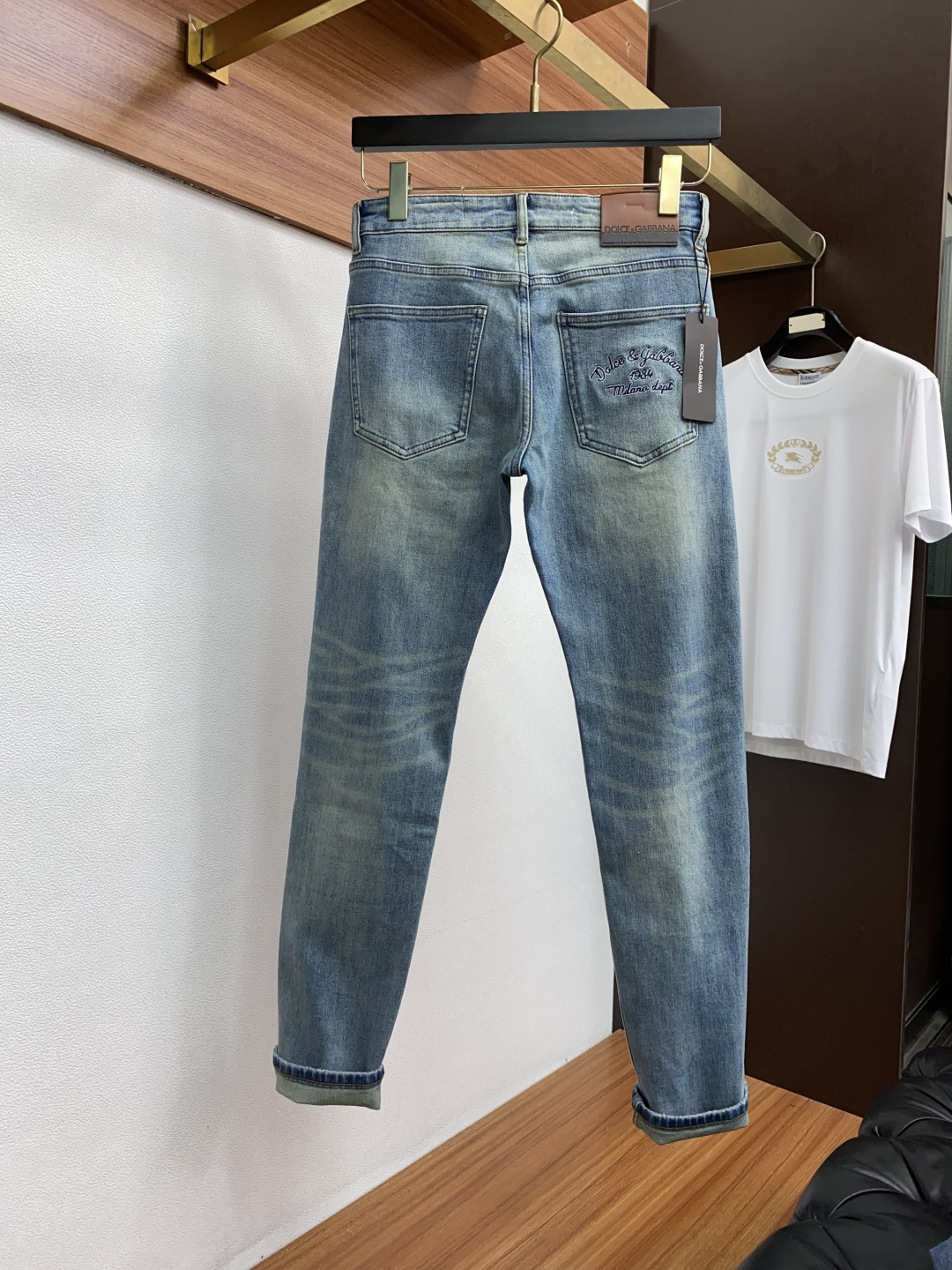  DG 25ss秋冬 新款 男士小直筒原单 牛仔裤 秋冬新款超柔软，弹力面料，复杂的手工艺叠加，任何一个