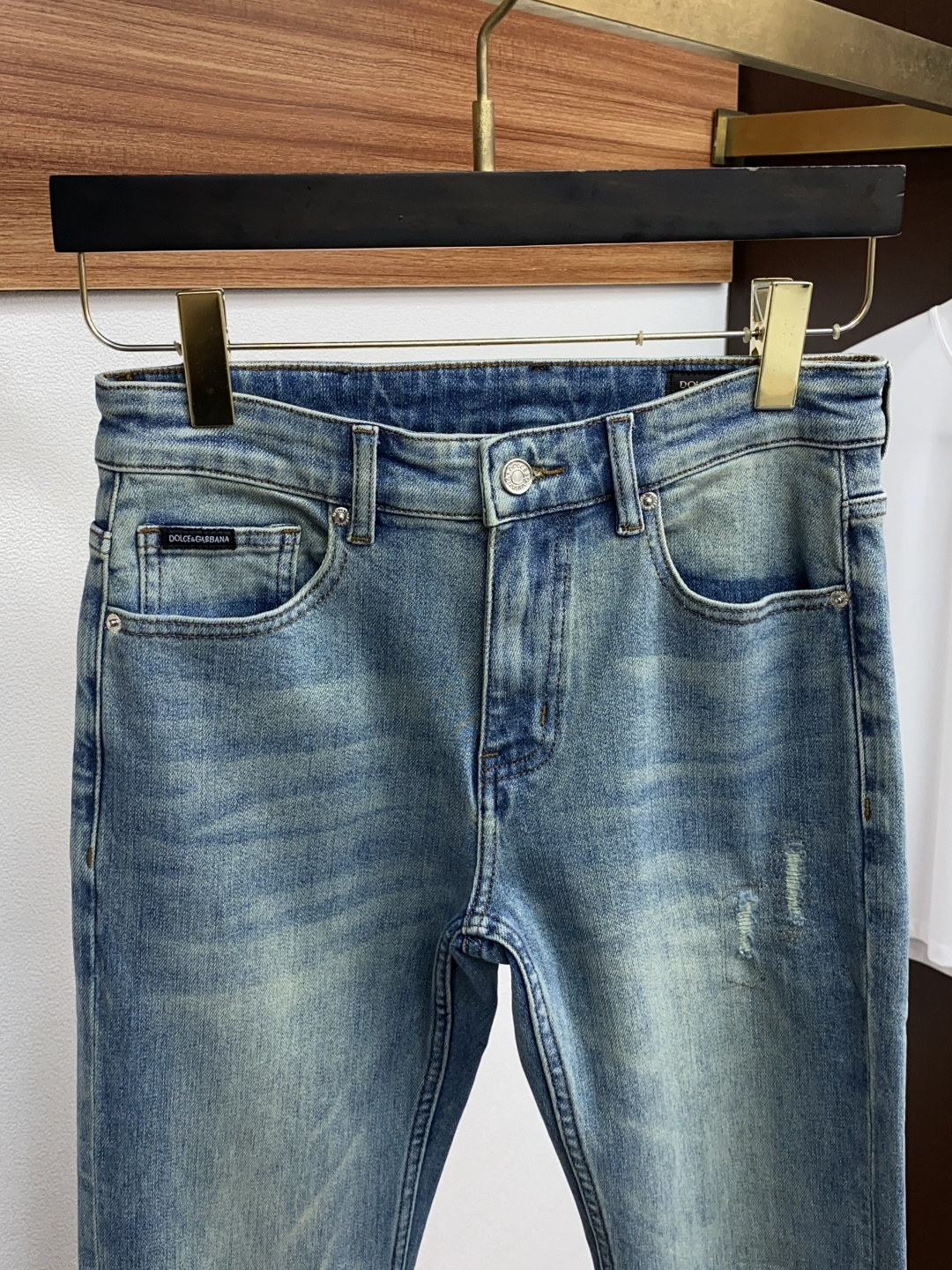  DG 25ss秋冬 新款 男士小直筒原单 牛仔裤 秋冬新款超柔软，弹力面料，复杂的手工艺叠加，任何一个