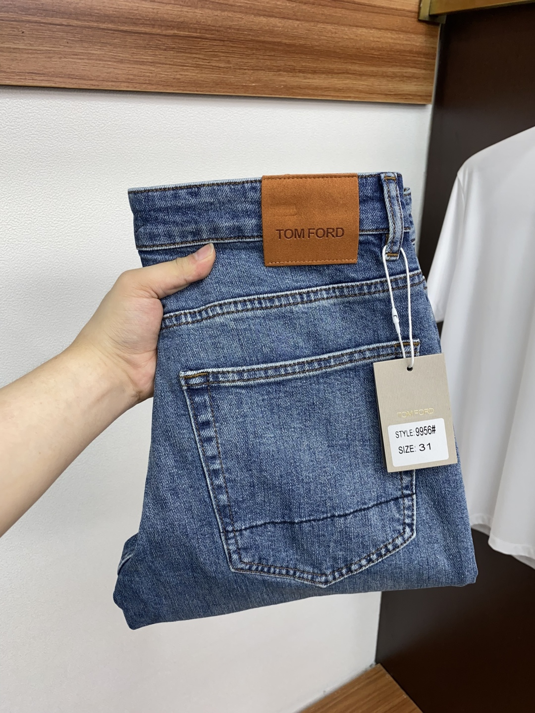  TF 25ss秋冬 新款 男士小直筒原单 牛仔裤 秋冬新款超柔软，弹力面料，复杂的手工艺叠加，任何一个