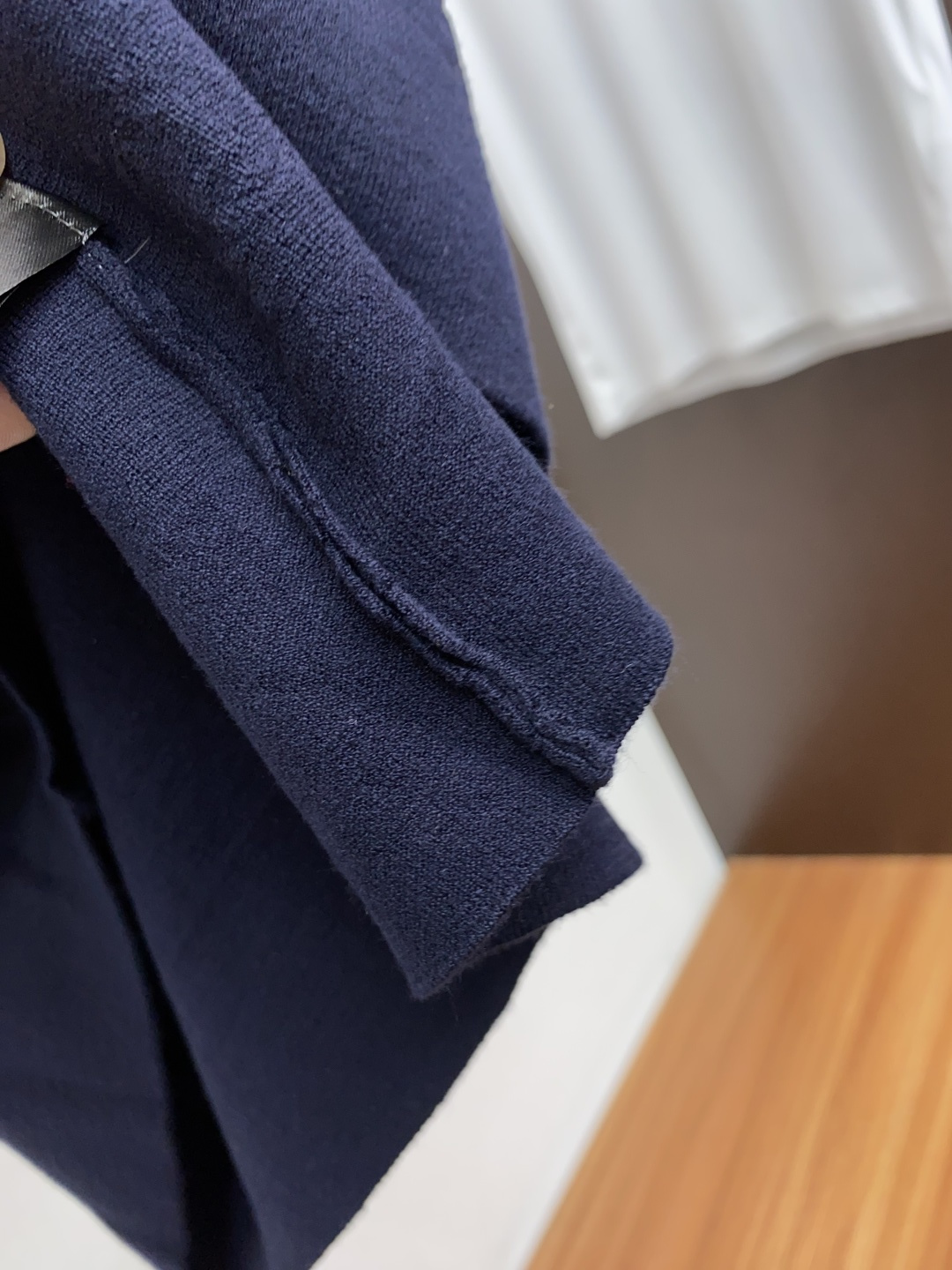  古奇 男士高端简约圆领加厚针织毛衣短袖 ，香港洋行渠道货，纯正血统品质，25年秋冬 新款，经典王牌系列