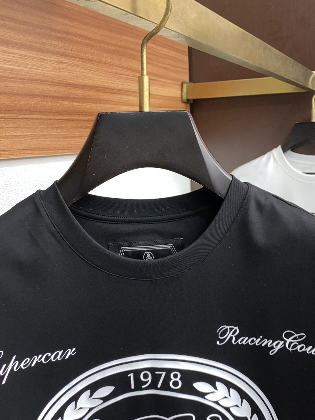  PP 系列 VIP高级定制 2025新款短袖  百搭款式 任何人都可以轻松驾驭 面料全订制工艺 高定一