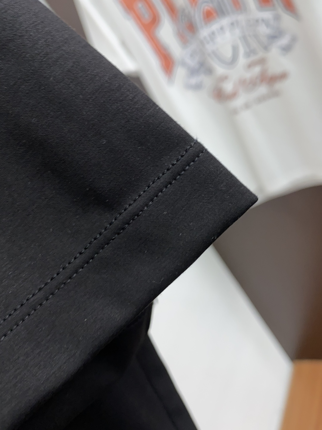  PP 系列 VIP高级定制 2025新款短袖  百搭款式 任何人都可以轻松驾驭 面料全订制工艺 高定一