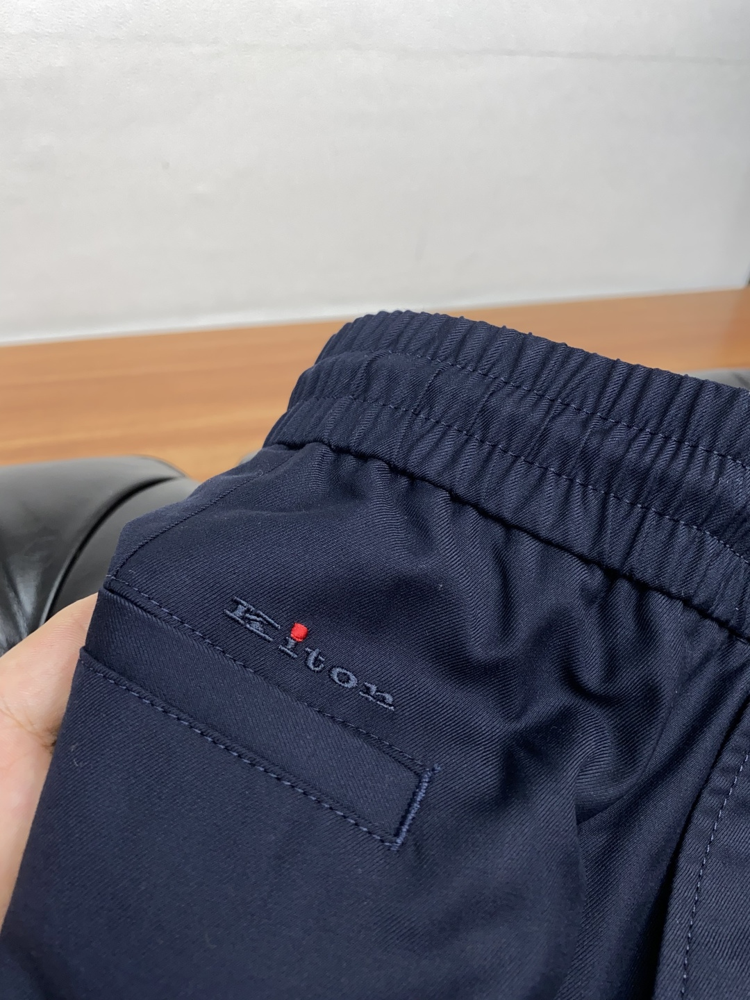 kiton 2025SS早秋 新品 原单男士休闲裤 每季必出的类型，无需质疑的热卖王牌单品，符合四季最佳