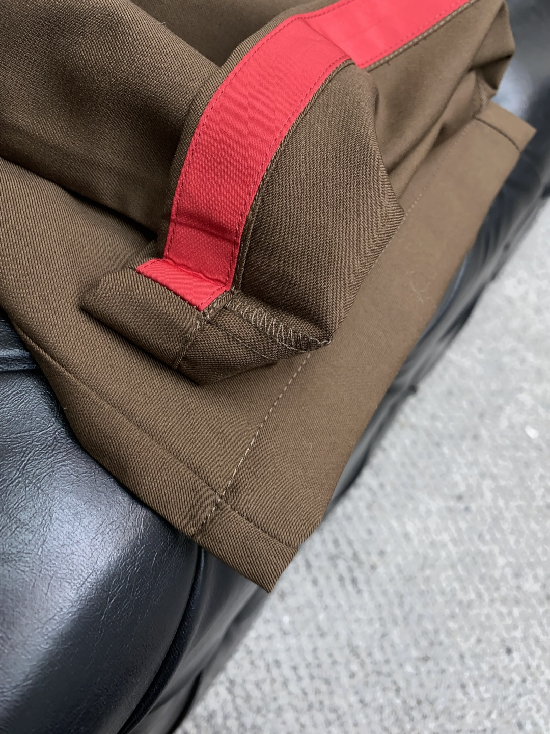 kiton2025SS早秋 新品 原单男士休闲裤 每季必出的类型，无需质疑的热卖王牌单品，符合四季最佳的