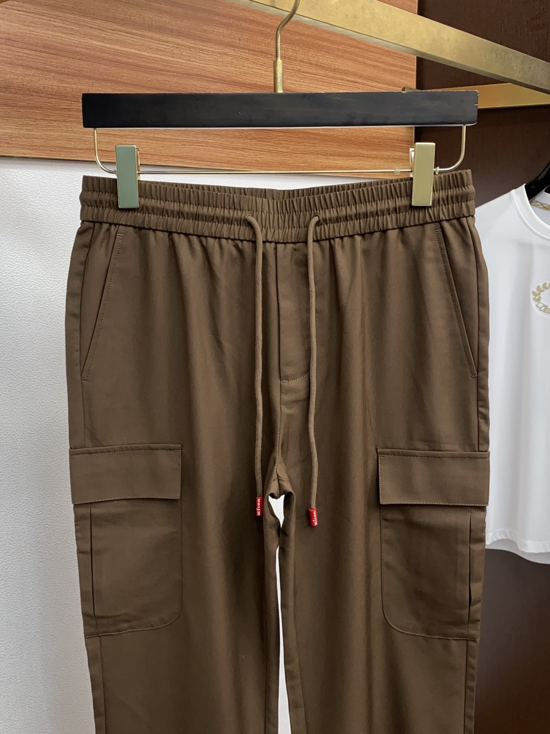 kiton2025SS早秋 新品 原单男士休闲裤 每季必出的类型，无需质疑的热卖王牌单品，符合四季最佳的