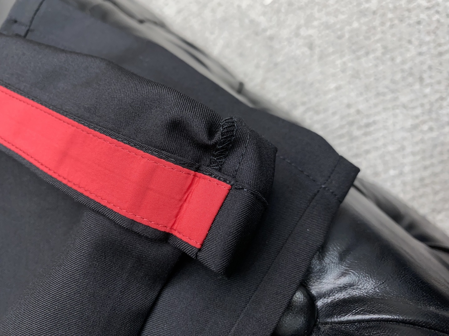 kiton 2025SS早秋 新品 原单男士休闲裤 每季必出的类型，无需质疑的热卖王牌单品，符合四季最佳