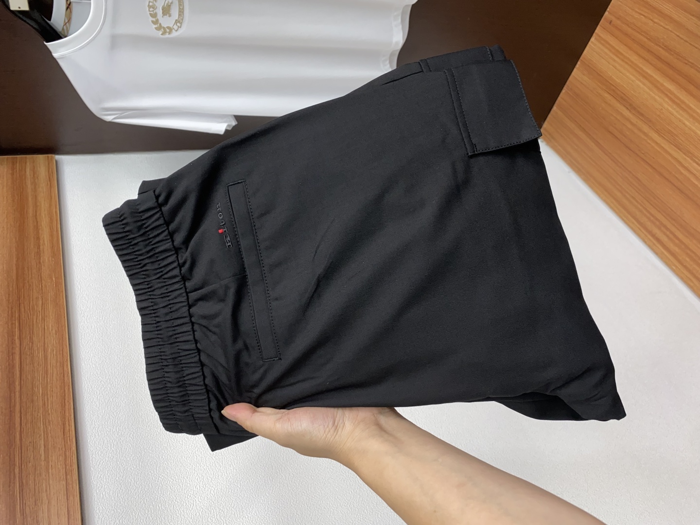 kiton 2025SS早秋 新品 原单男士休闲裤 每季必出的类型，无需质疑的热卖王牌单品，符合四季最佳