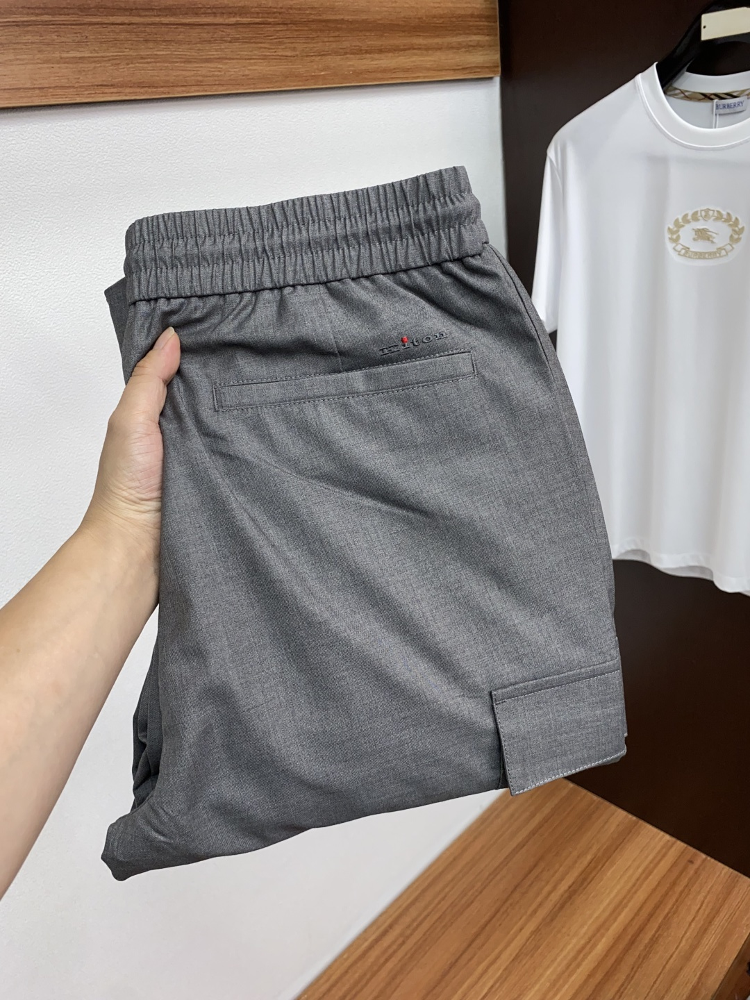 kiton 2025SS早秋 新品 原单男士休闲裤 每季必出的类型，无需质疑的热卖王牌单品，符合四季最佳