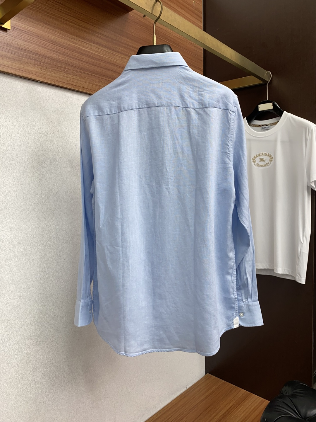 杰尼亚 2025专柜最新款麻料长袖衬衣，贸易公司渠道稀出，领先官网发售！经典休闲衬衫搭配独特的法式领设计