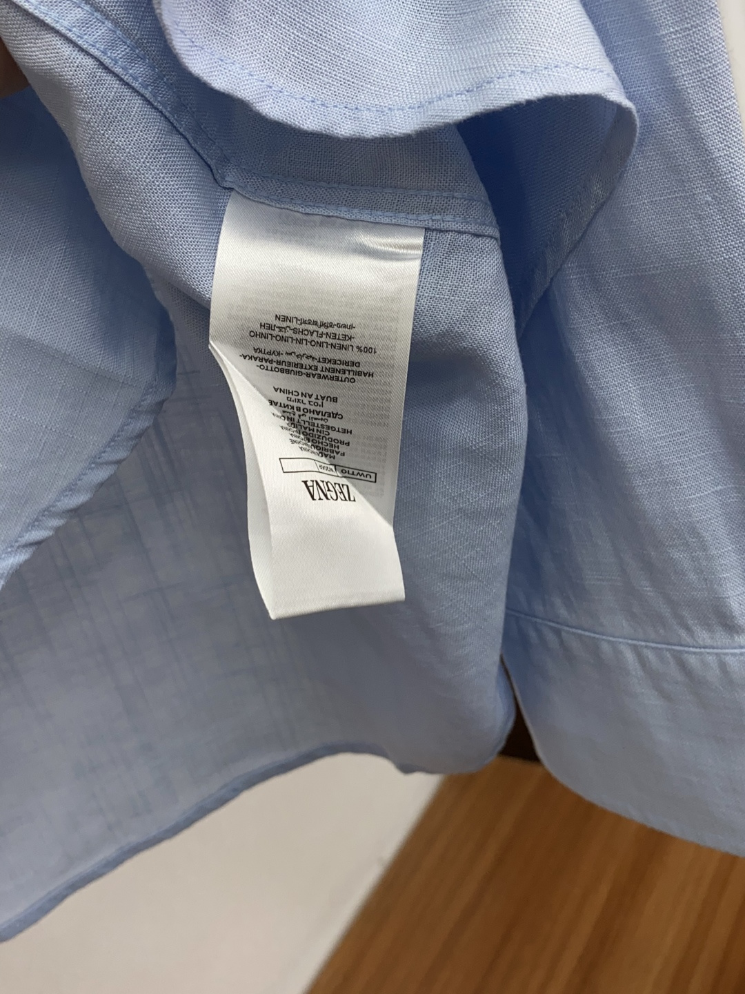 杰尼亚 2025专柜最新款麻料长袖衬衣，贸易公司渠道稀出，领先官网发售！经典休闲衬衫搭配独特的法式领设计