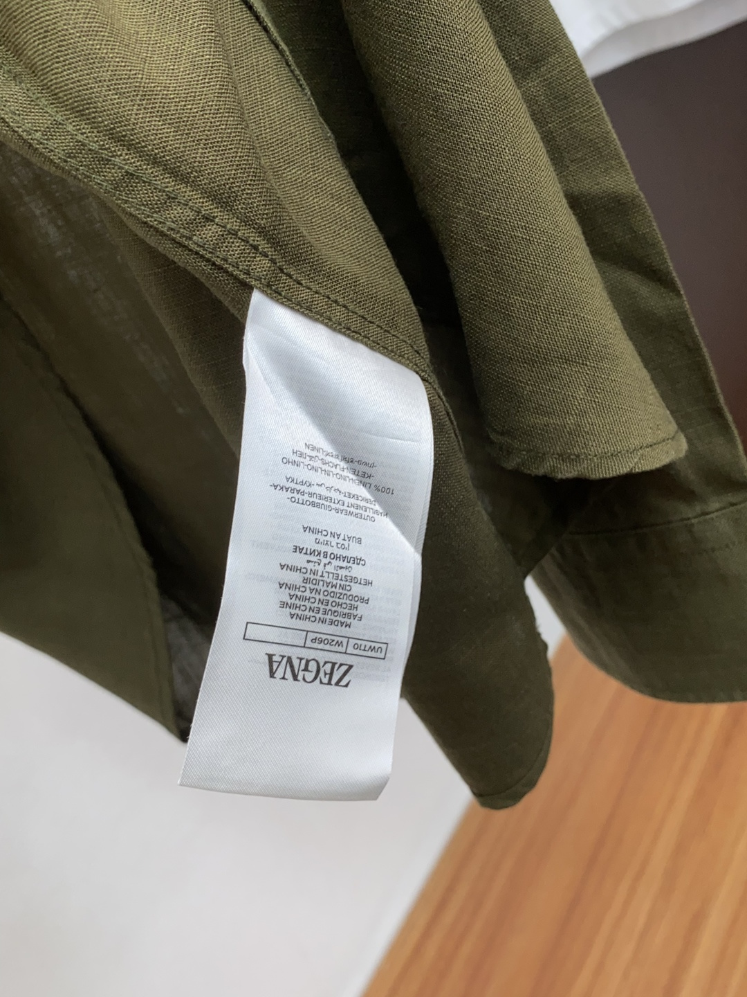 杰尼亚 2025专柜最新款麻料长袖衬衣，贸易公司渠道稀出，领先官网发售！经典休闲衬衫搭配独特的法式领设计