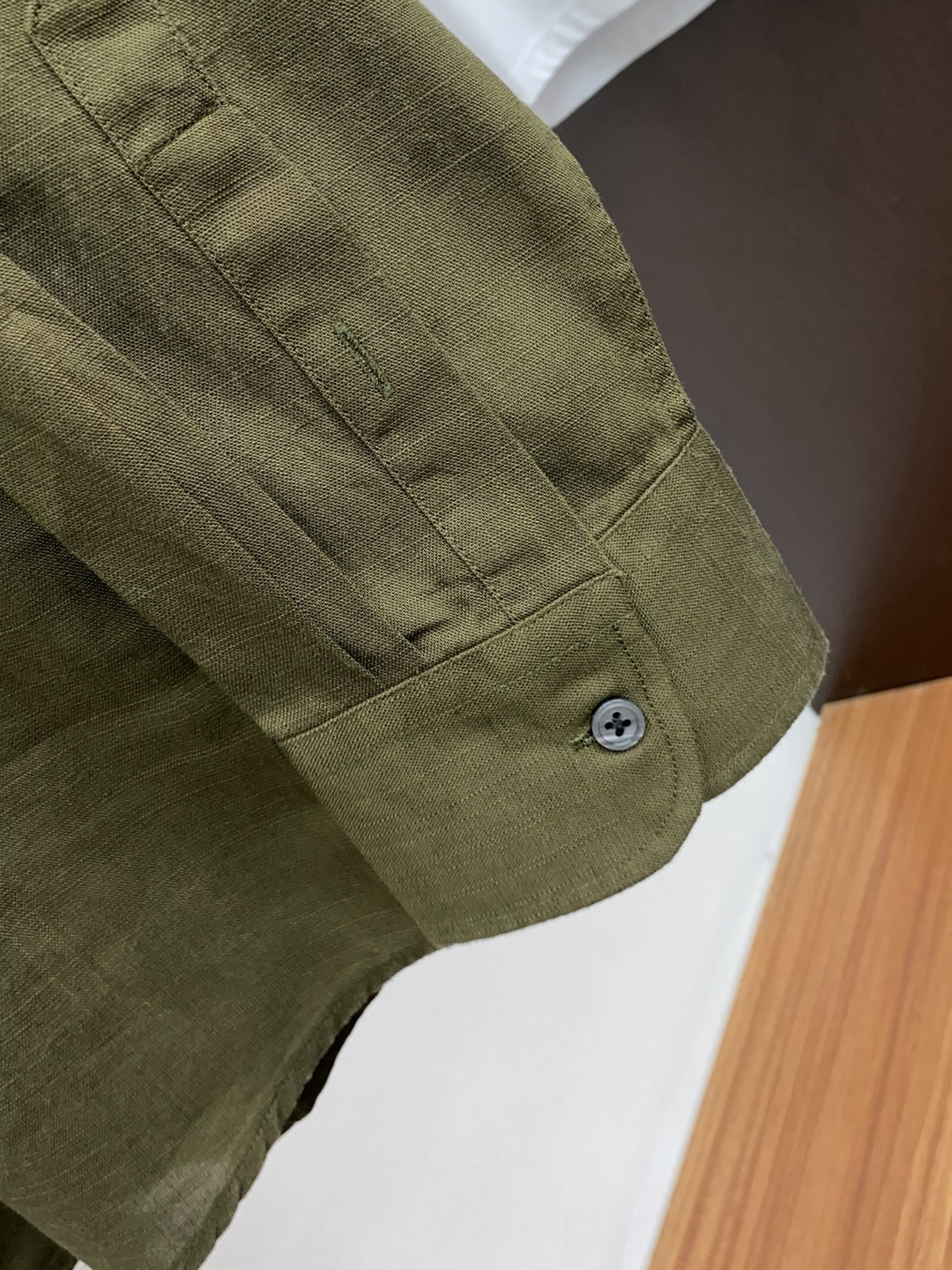 杰尼亚 2025专柜最新款麻料长袖衬衣，贸易公司渠道稀出，领先官网发售！经典休闲衬衫搭配独特的法式领设计