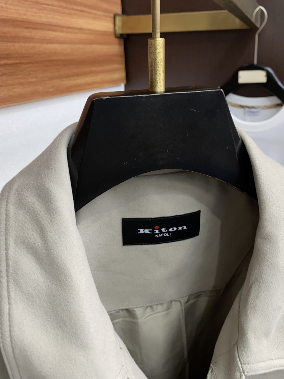 kiton 25ss最新品 经典双面夹克外套，设计帅气有型！百搭必备单品，时尚潮牌， 轻松营造酷帅氛围感