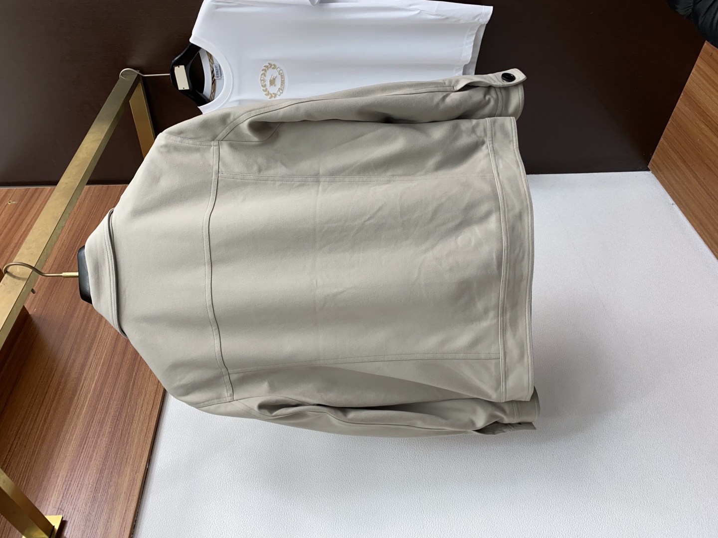 kiton 25ss最新品 经典双面夹克外套，设计帅气有型！百搭必备单品，时尚潮牌， 轻松营造酷帅氛围感