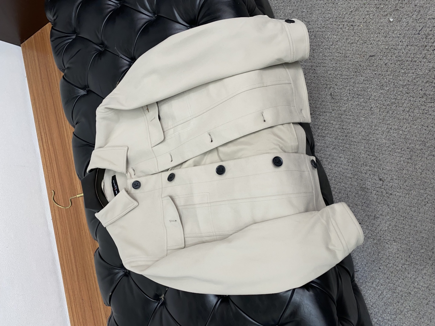 kiton 25ss最新品 经典双面夹克外套，设计帅气有型！百搭必备单品，时尚潮牌， 轻松营造酷帅氛围感