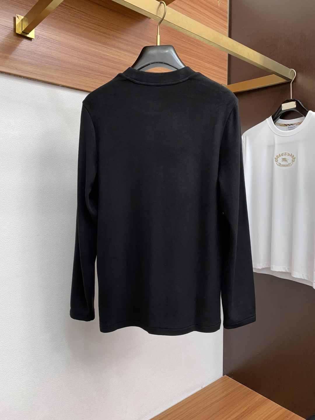 杰尼亚 2025秋冬专柜新款 时尚休闲打底衫长袖T恤，精选进口高密度膨体暖姜天丝德绒系列膨体蓄暖，糯感新