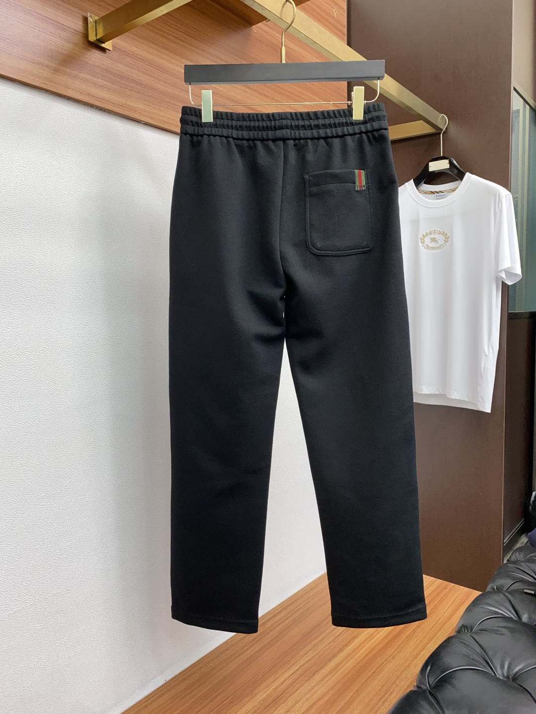 古奇 2025SS早秋冬新品 加厚纯棉面料男士运动休闲裤 每季必出的类型，无需质疑的热卖王牌单品，符合四