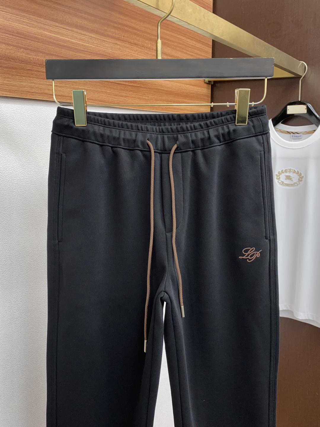 lP🆕 诺悠翩雅 2025SS早秋冬新品 加厚纯棉面料男士运动休闲裤 每季必出的类型，无需质疑的热卖王牌