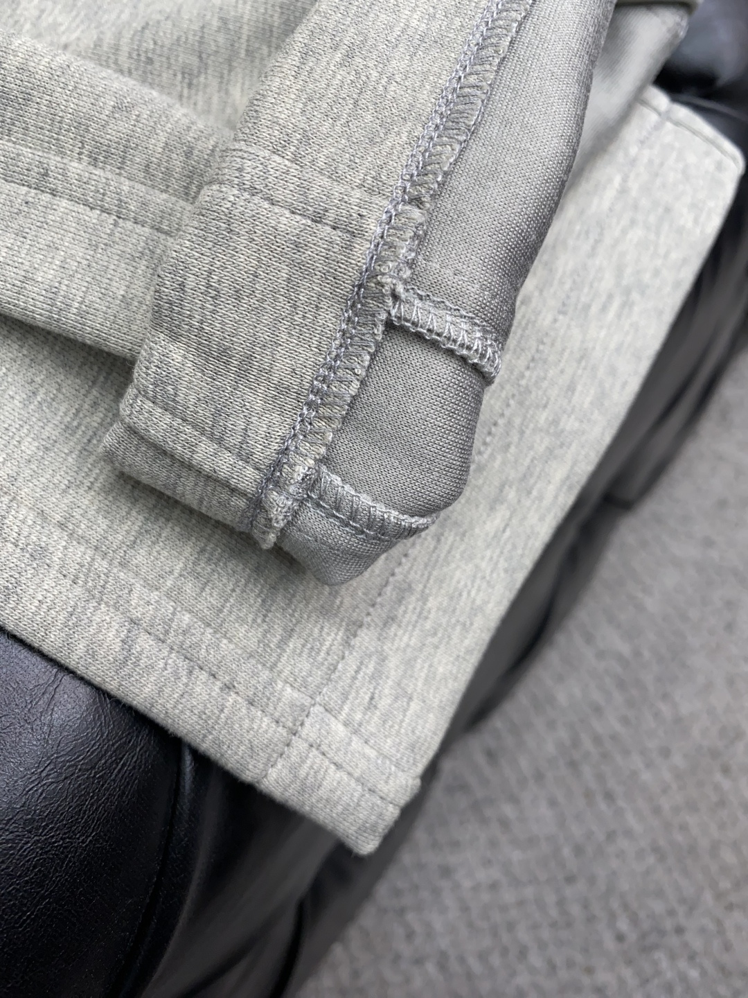 lP🆕 诺悠翩雅 2025SS早秋冬新品 加厚纯棉面料男士运动休闲裤 每季必出的类型，无需质疑的热卖王牌