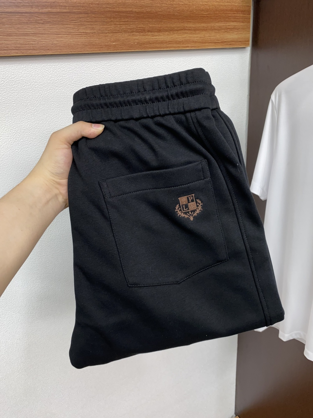 lP🆕 诺悠翩雅 2025SS早秋冬新品 加厚纯棉面料男士运动休闲裤 每季必出的类型，无需质疑的热卖王牌