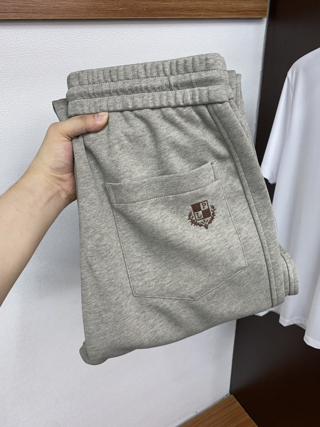 lP🆕 诺悠翩雅 2025SS早秋冬新品 加厚纯棉面料男士运动休闲裤 每季必出的类型，无需质疑的热卖王牌