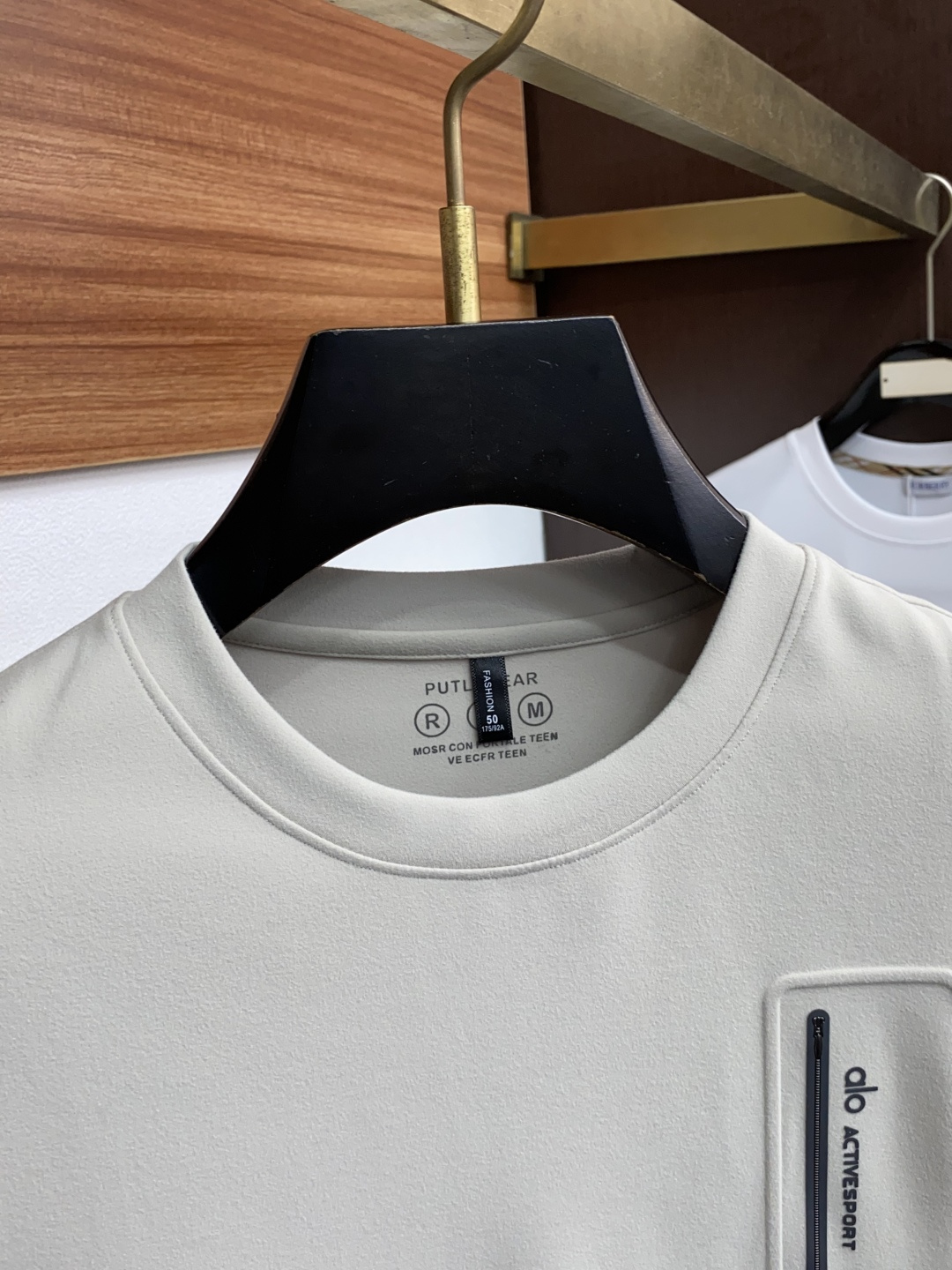 on 昂跑 家族男士高端简约圆领双面德绒短袖 卫衣，香港洋行渠道货，纯正血统品质，25年秋冬 新款，经典