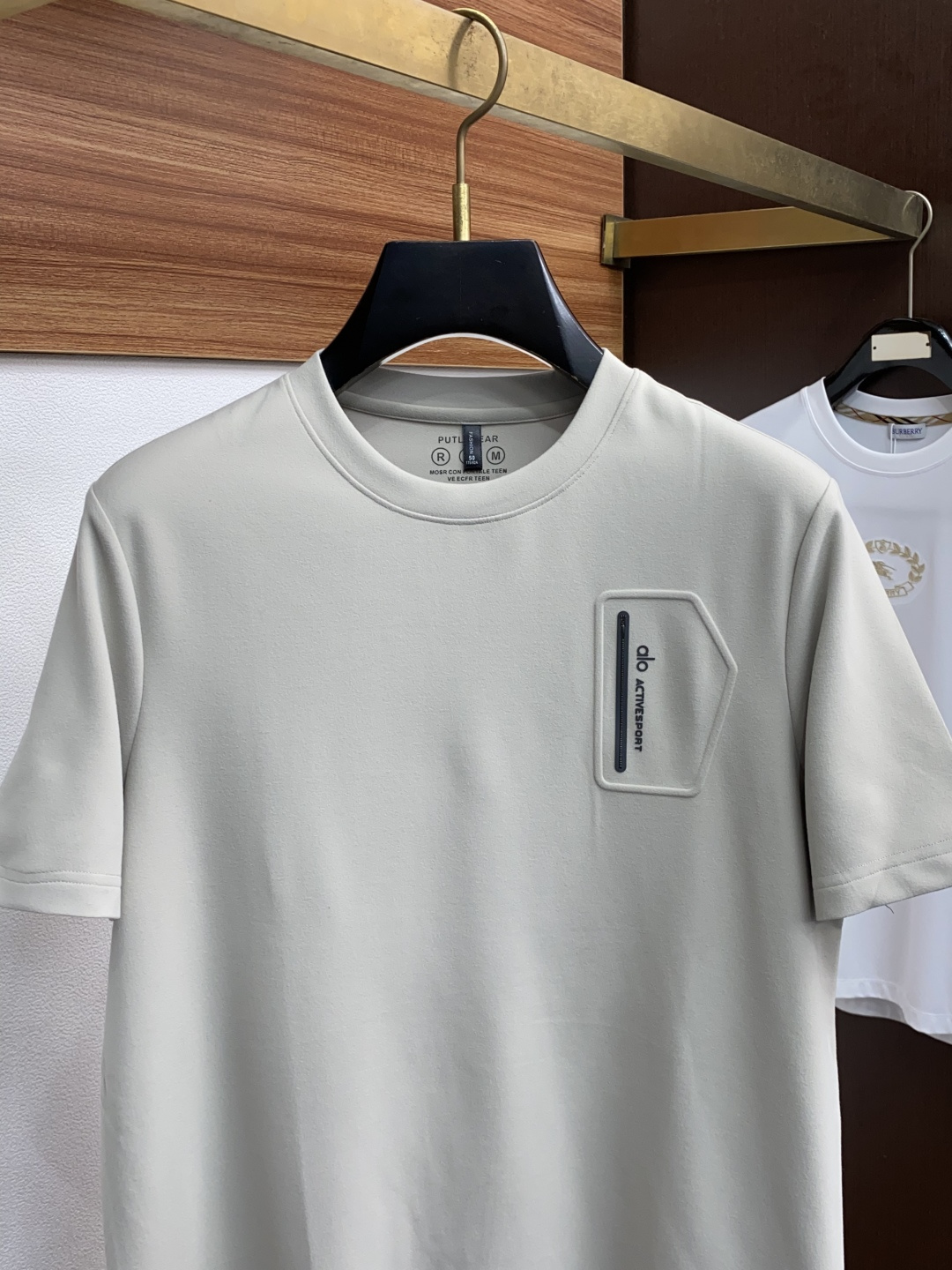 on 昂跑 家族男士高端简约圆领双面德绒短袖 卫衣，香港洋行渠道货，纯正血统品质，25年秋冬 新款，经典