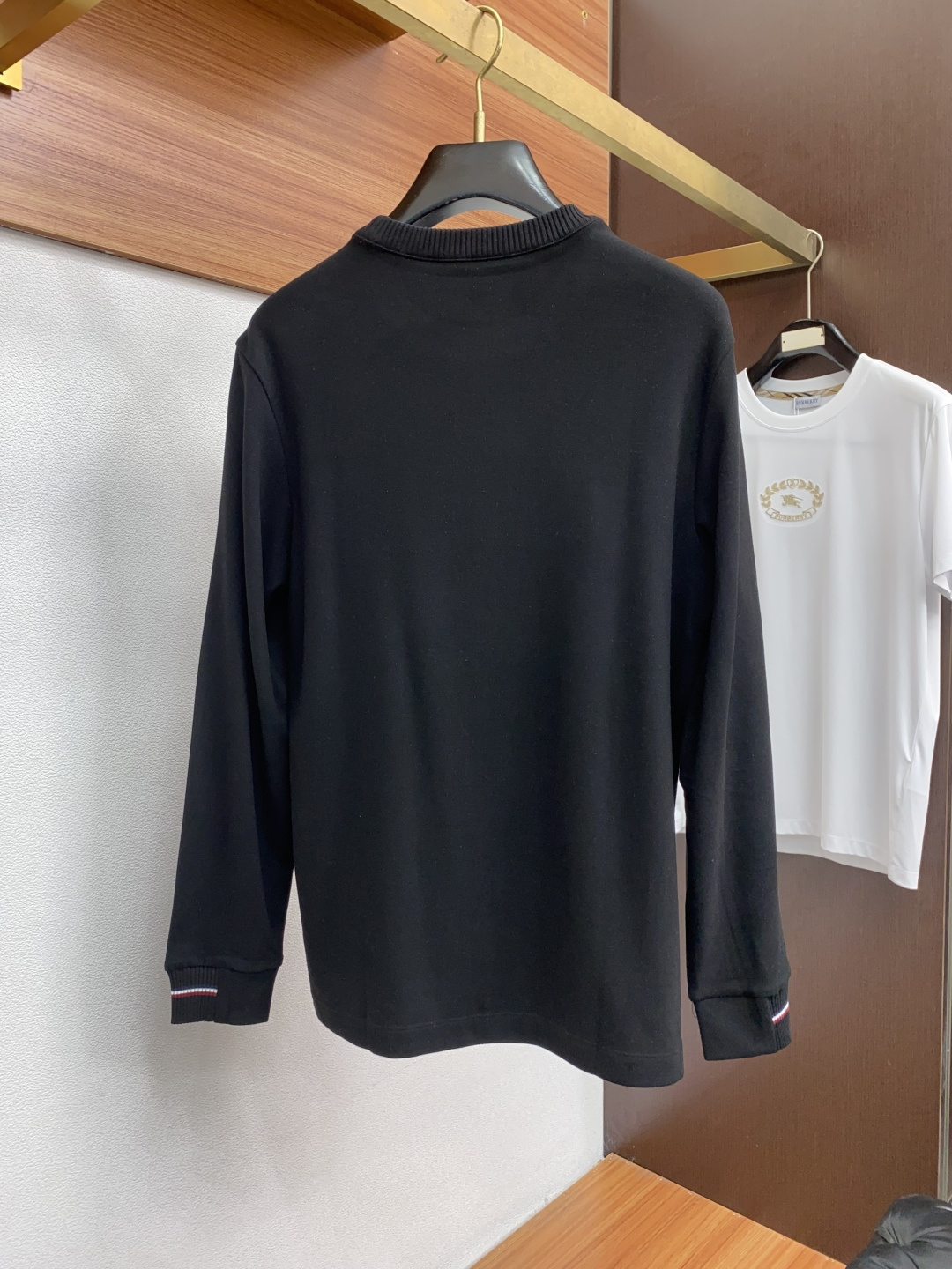 蒙口 2025秋冬专柜新款 时尚休闲打底衫长袖T恤，精选进口高密度膨体暖姜天丝德绒系列膨体蓄暖，糯感新生