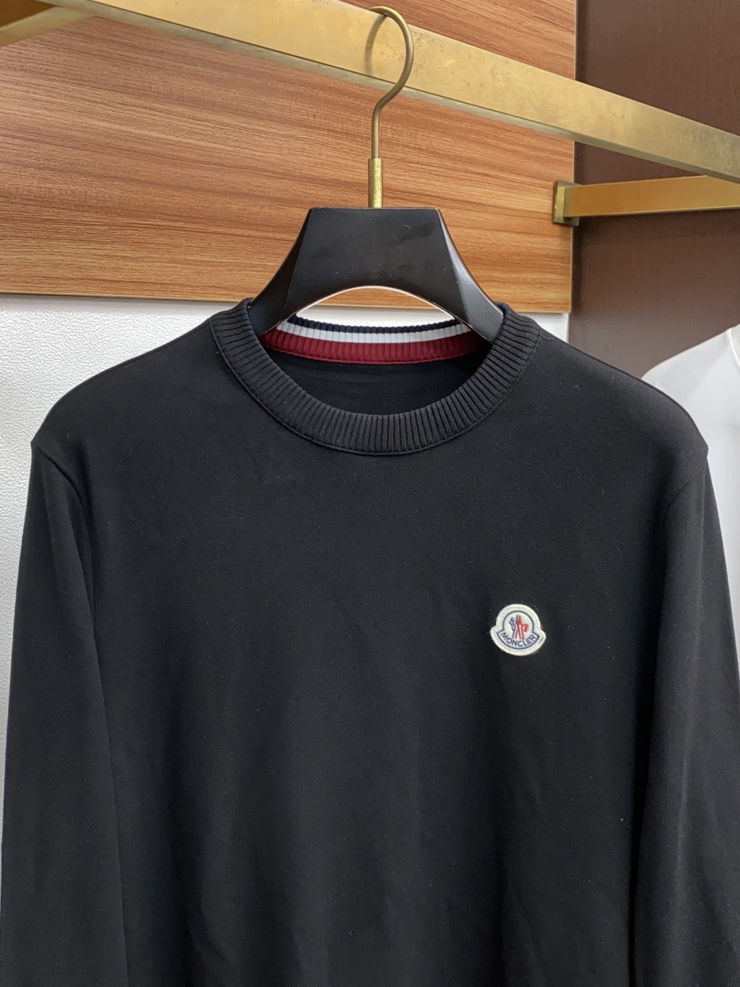 蒙口 2025秋冬专柜新款 时尚休闲打底衫长袖T恤，精选进口高密度膨体暖姜天丝德绒系列膨体蓄暖，糯感新生