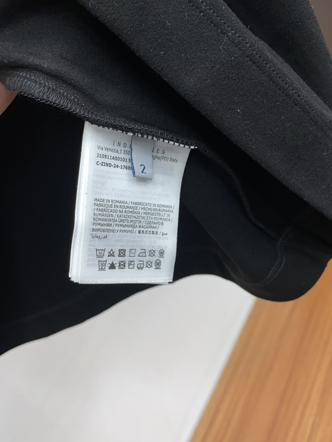 蒙口 2025秋冬专柜新款 时尚休闲打底衫长袖T恤，精选进口高密度膨体暖姜天丝德绒系列膨体蓄暖，糯感新生