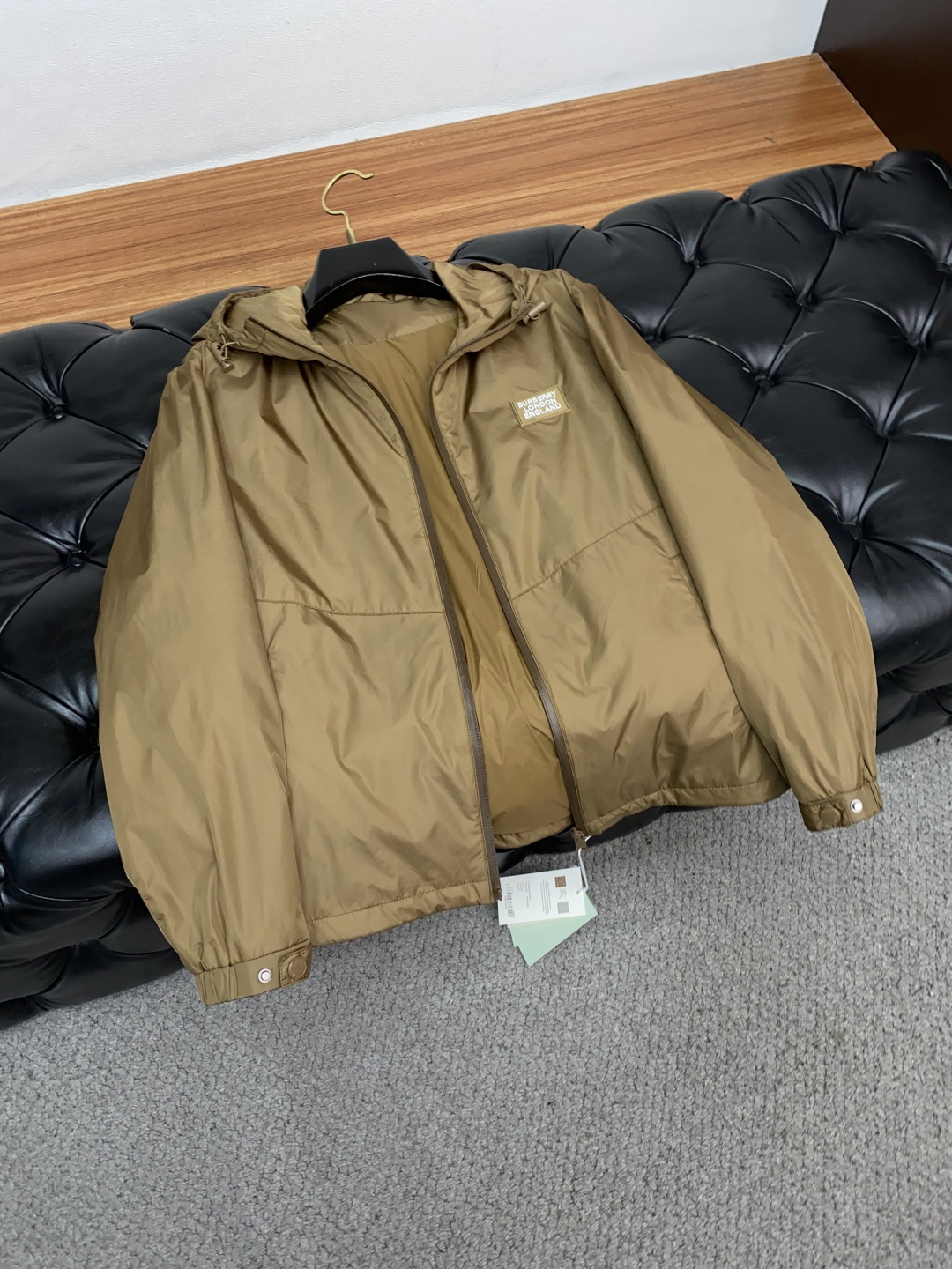 巴宝莉 2025年秋冬新款 官网 高端原厂代工出品，官方经典王牌单品！最新棉衣夹克外套 多明星穿搭示范款