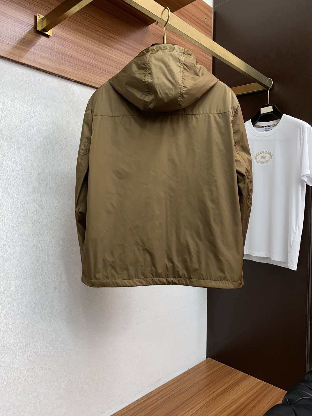 巴宝莉 2025年秋冬新款 官网 高端原厂代工出品，官方经典王牌单品！最新棉衣夹克外套 多明星穿搭示范款